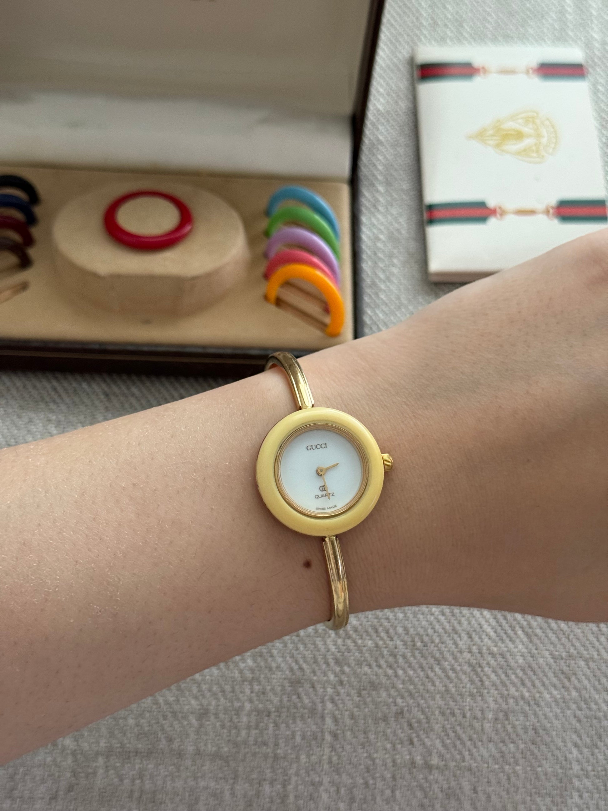 1987 Gucci 1100-L Vintage Ladies 18k Gold plated Watch