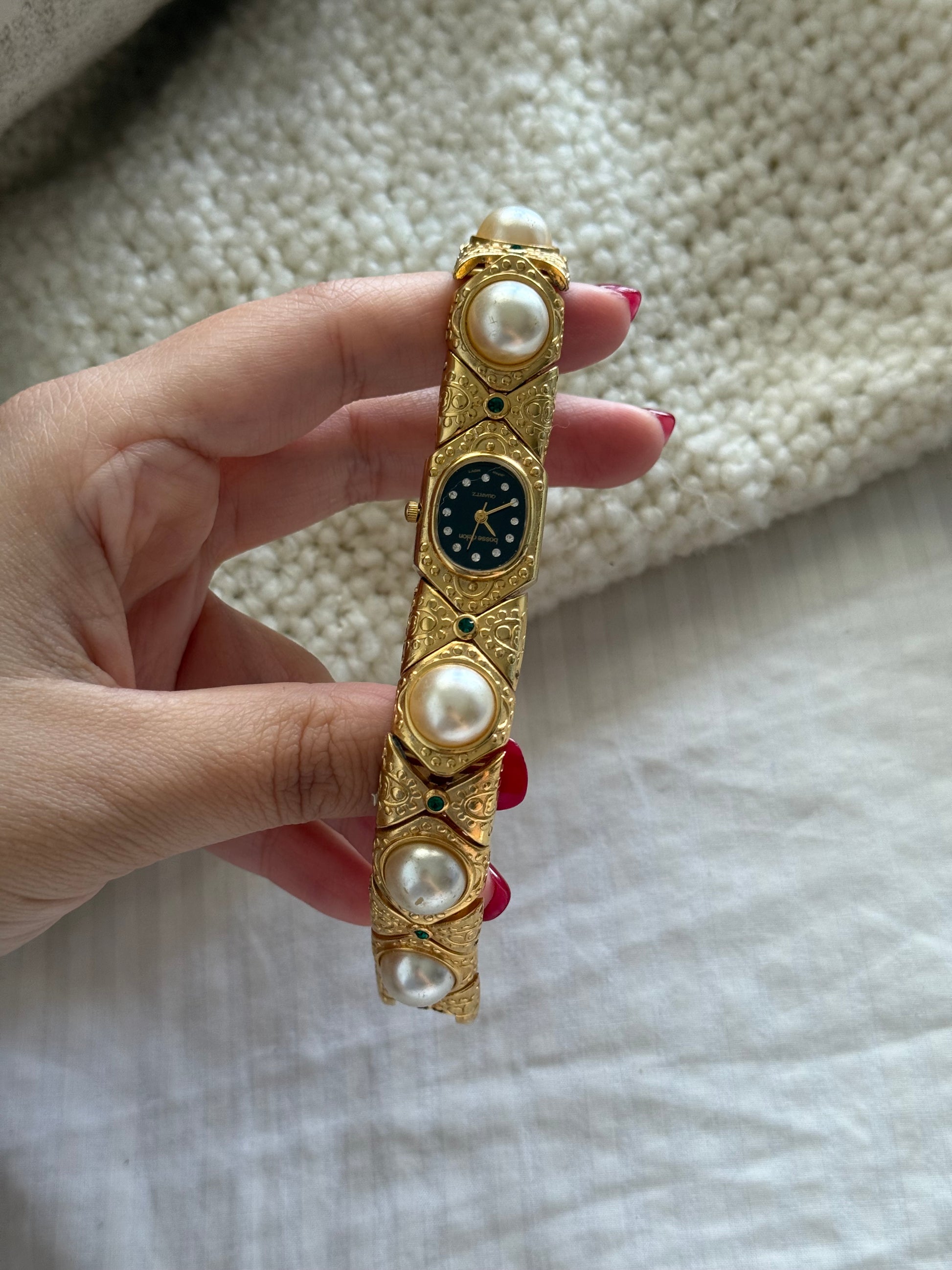 Elegant 1990s Bosse Delon 18k electro plated chunky bracelet vintage ladies watch with pearls and emerald green rhinestones