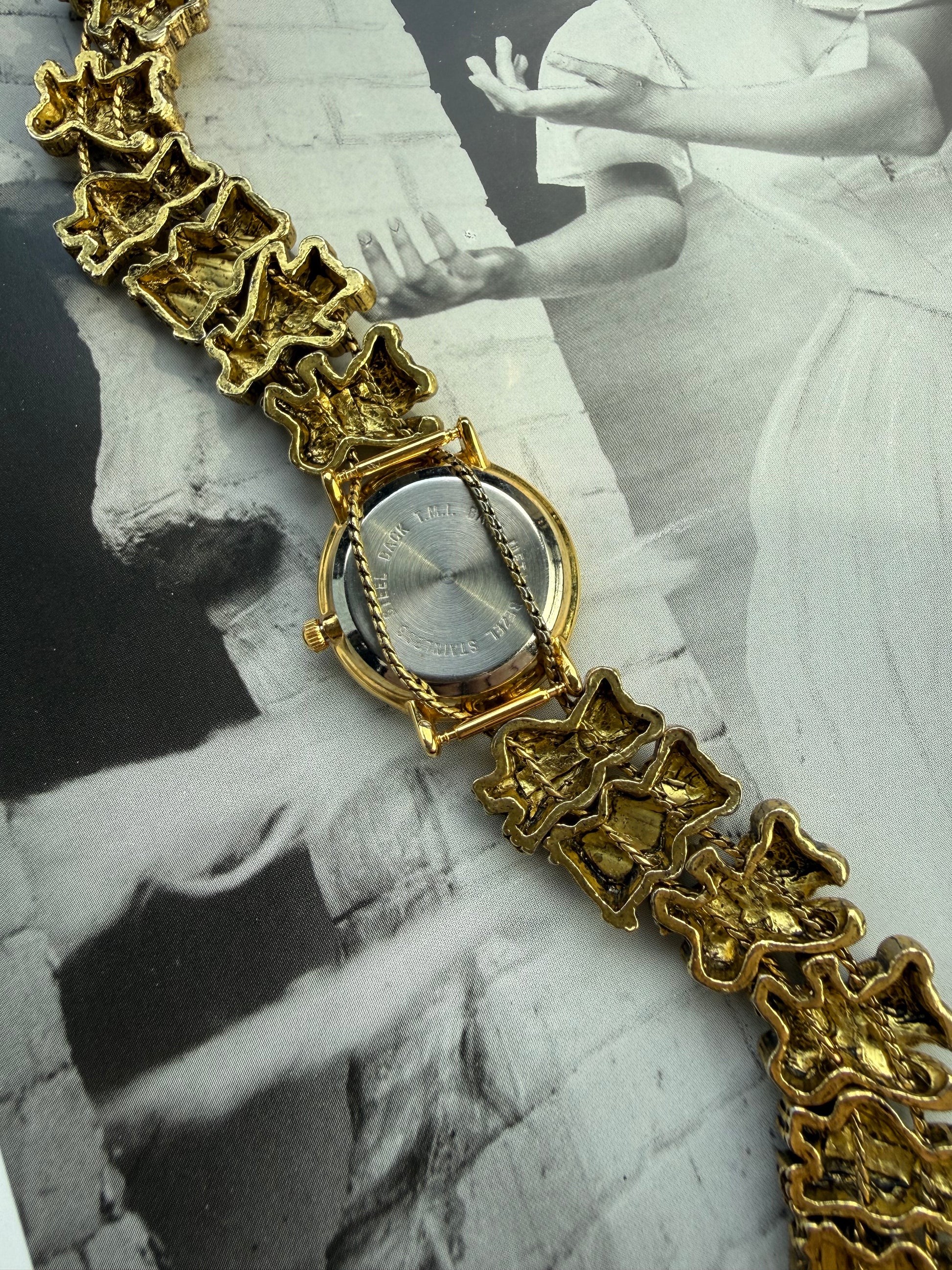 Vintage Collezio Gold Tone Women’s Teddy’s Bear Charms Watch