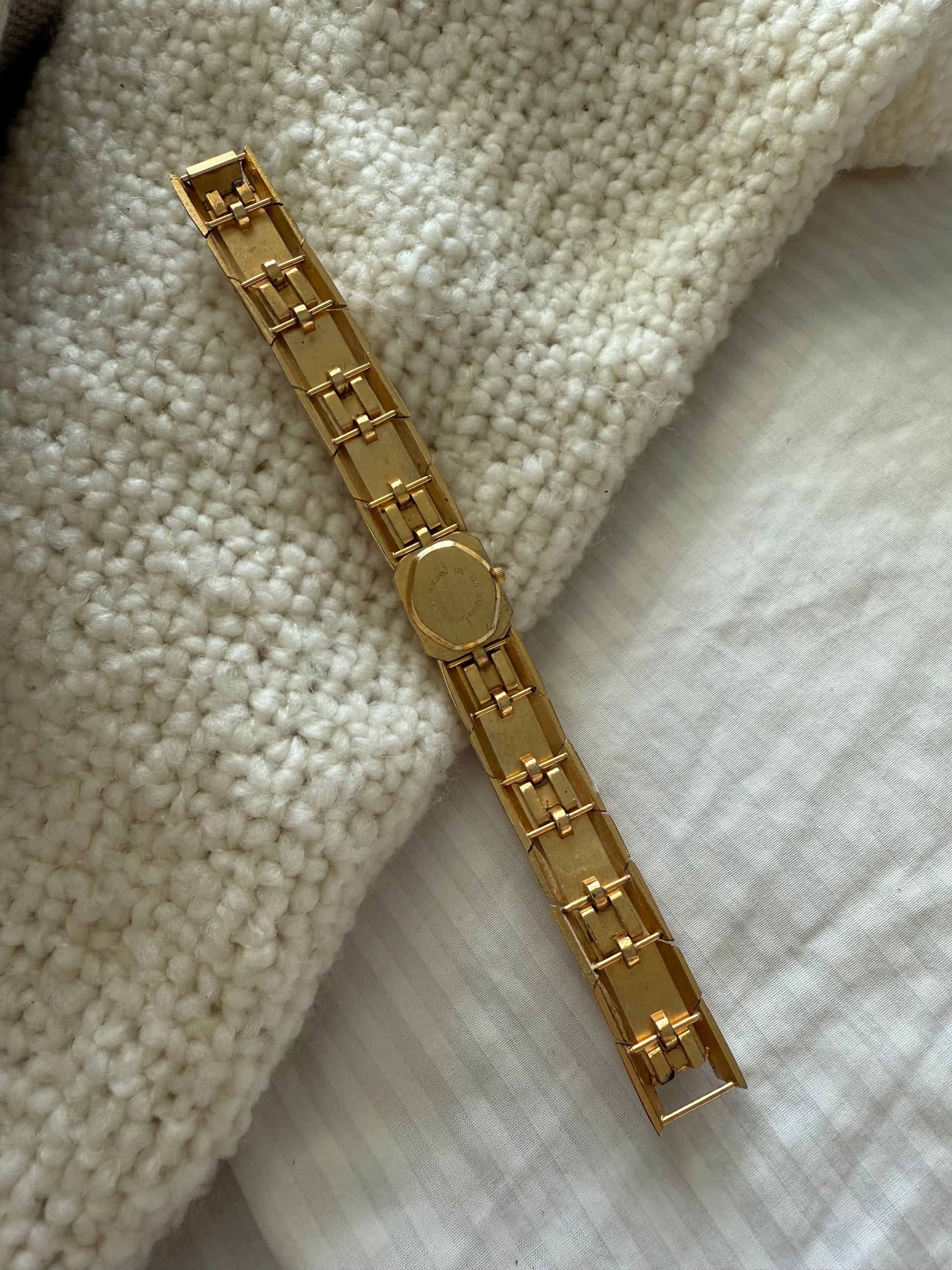 Elegant 1990s Bosse Delon 18k electro plated chunky bracelet vintage ladies watch with pearls and emerald green rhinestones