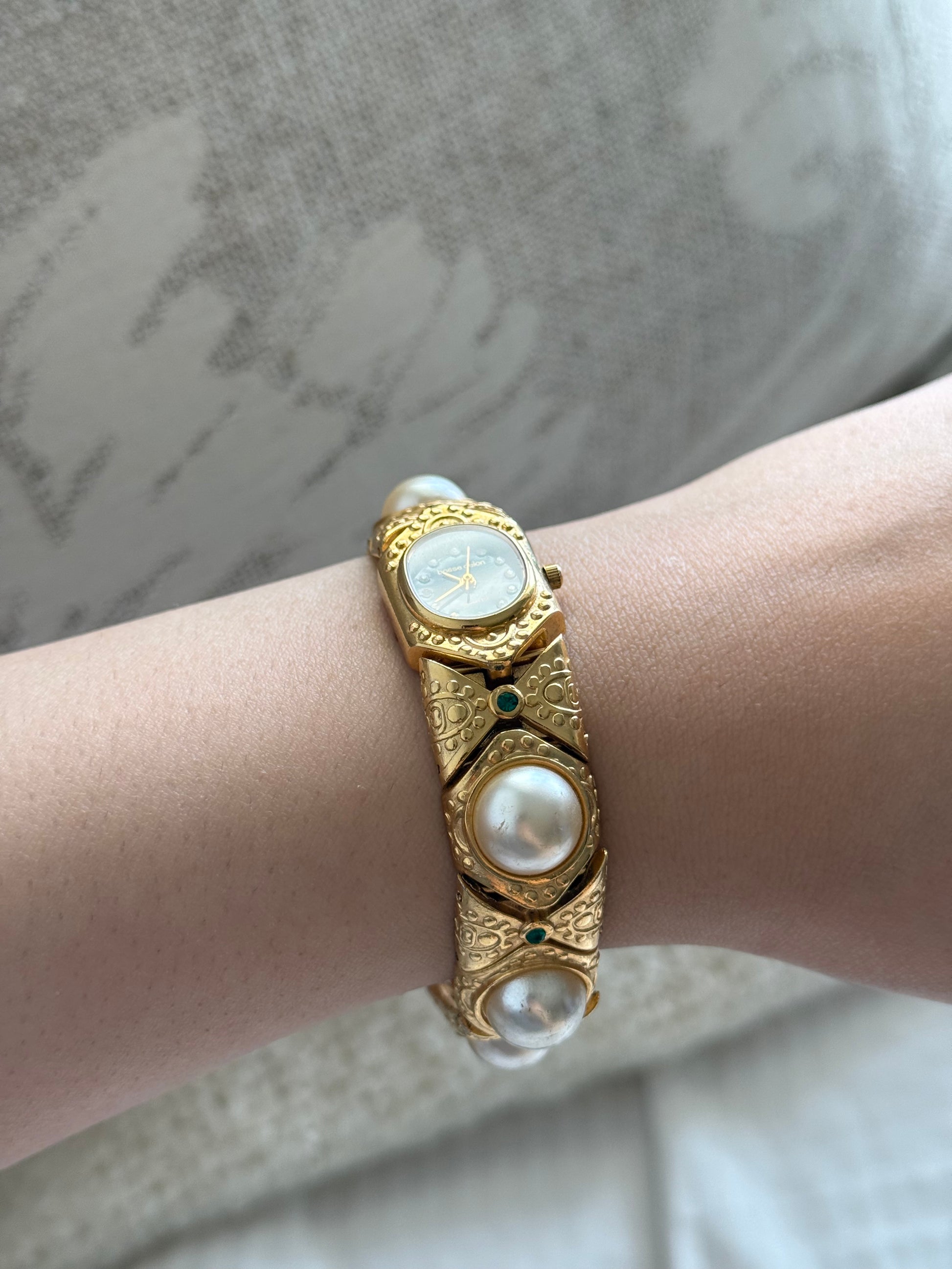 Elegant 1990s Bosse Delon 18k electro plated chunky bracelet vintage ladies watch with pearls and emerald green rhinestones