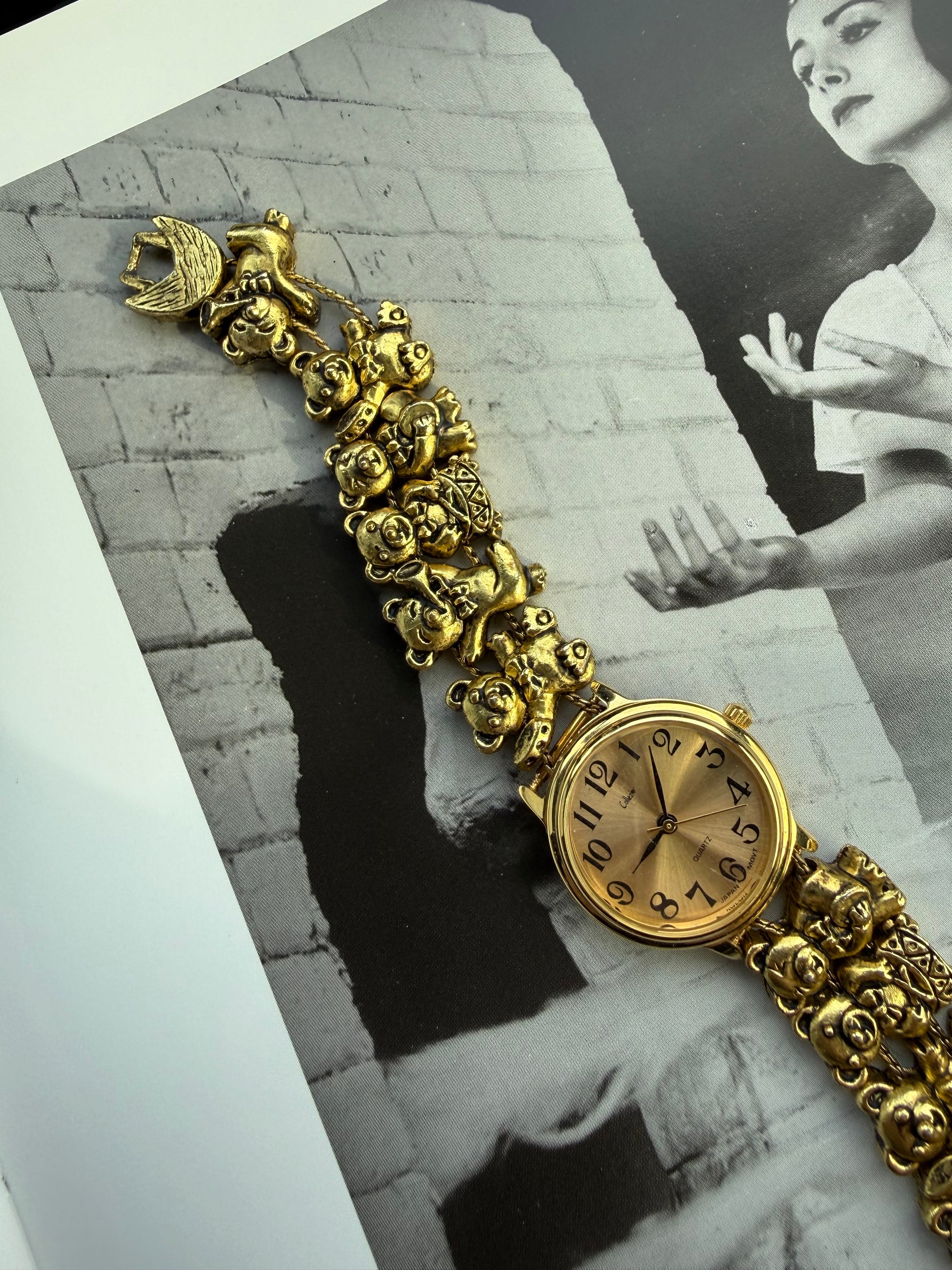 Vintage Collezio Gold Tone Women’s Teddy’s Bear Charms Watch