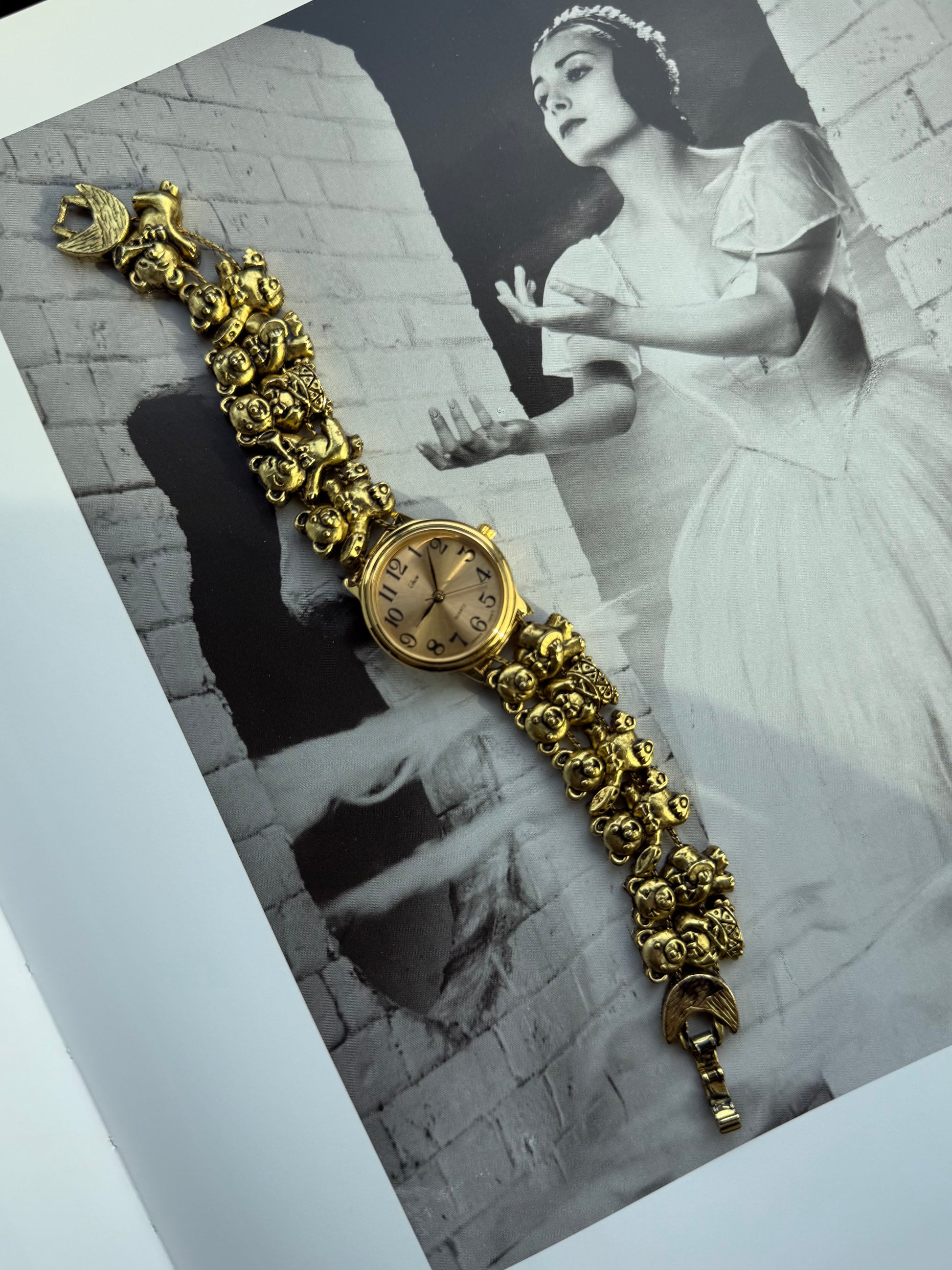 Vintage Collezio Gold Tone Women’s Teddy’s Bear Charms Watch