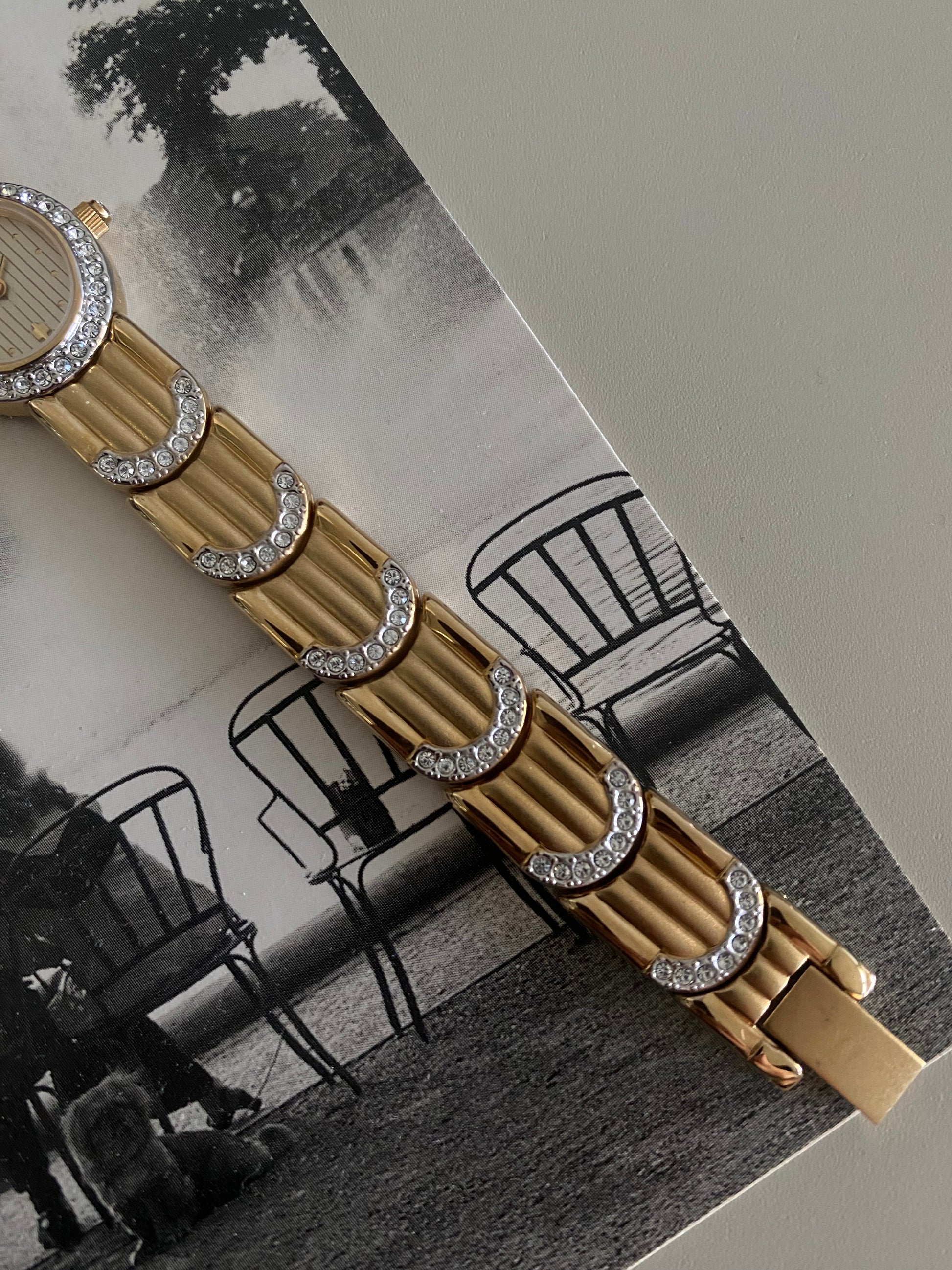 Vintage 1980s Gold tone Diamond Accent Wittnauer By Longines Dainty Ladies Watch